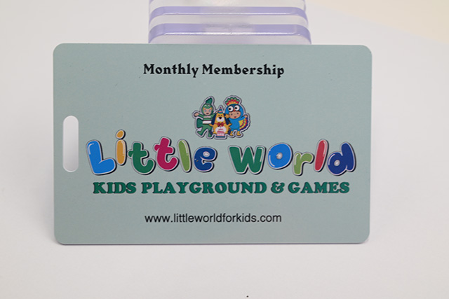 桂林新區(qū)國(guó)稅局實(shí)行“辦稅服務(wù)一卡通”，大大縮短了辦稅時(shí)間