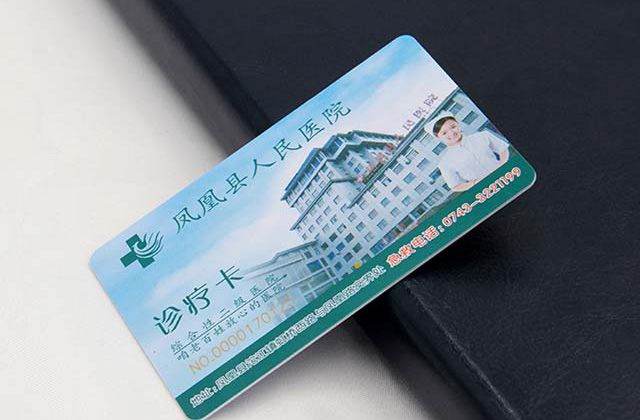 水晶滴膠卡制作影響質量的四個原因！